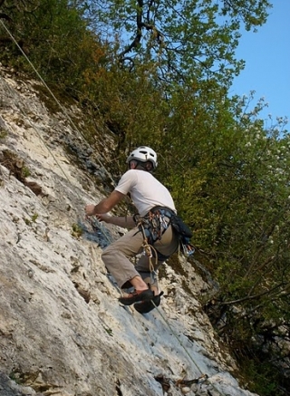  Maniobras con soga de escalada 